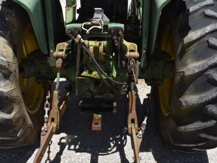 jd-1650-tractor-w/-jd-loader-(serial-#-ch1650a001871)-(showing-appx-2,518-h-image-9