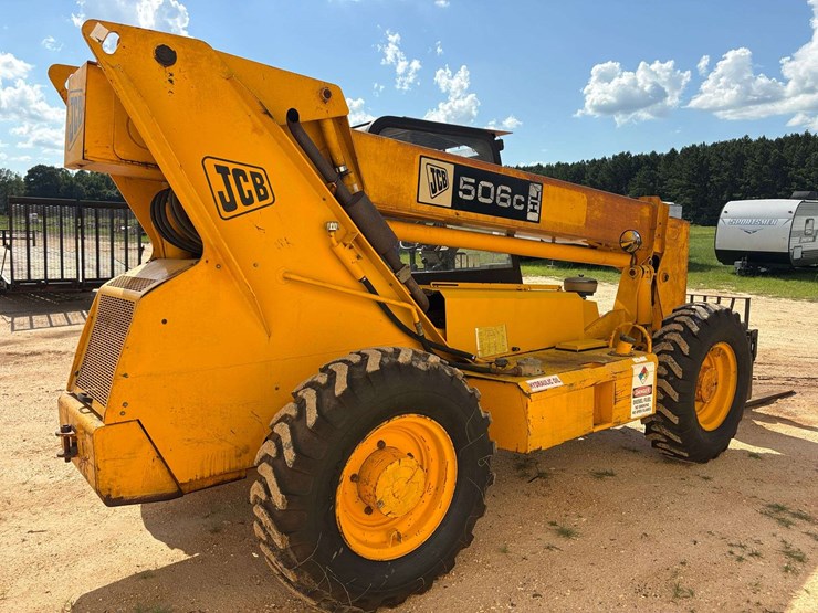 2005-jcb-506-image-3