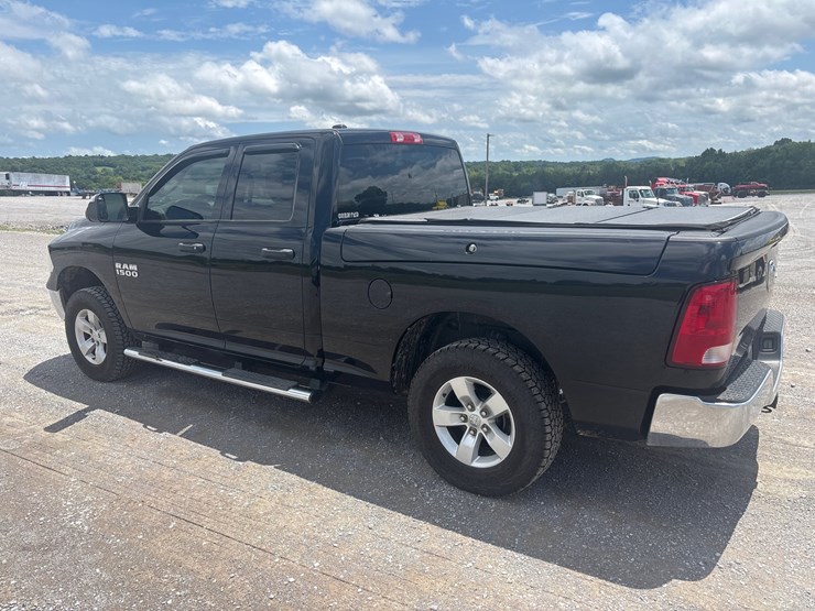 2014-dodge-1500-image-4