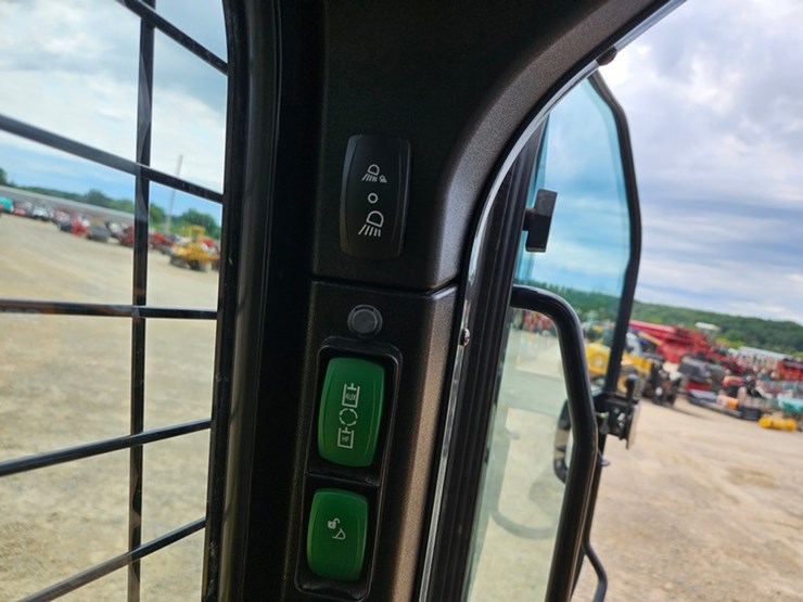 2020-wacker-neuson-sw32-image-31