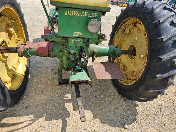 1950-john-deere-model-a-image-12