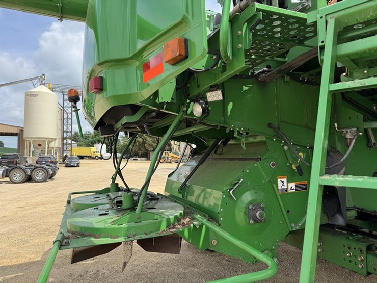 2011-john-deere-9870-sts-image-18