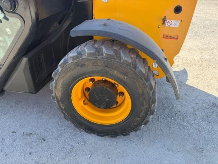 2018-jcb-505-20-image-38