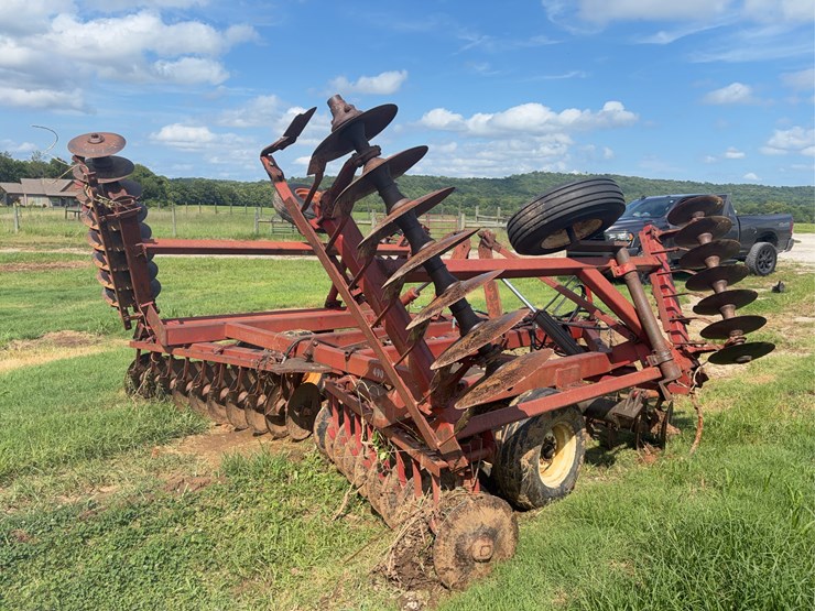 international-490-image-6