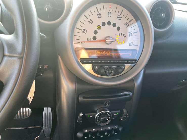 2012-mini-cooper-4-door-sedan-(101,038-miles)-image-13