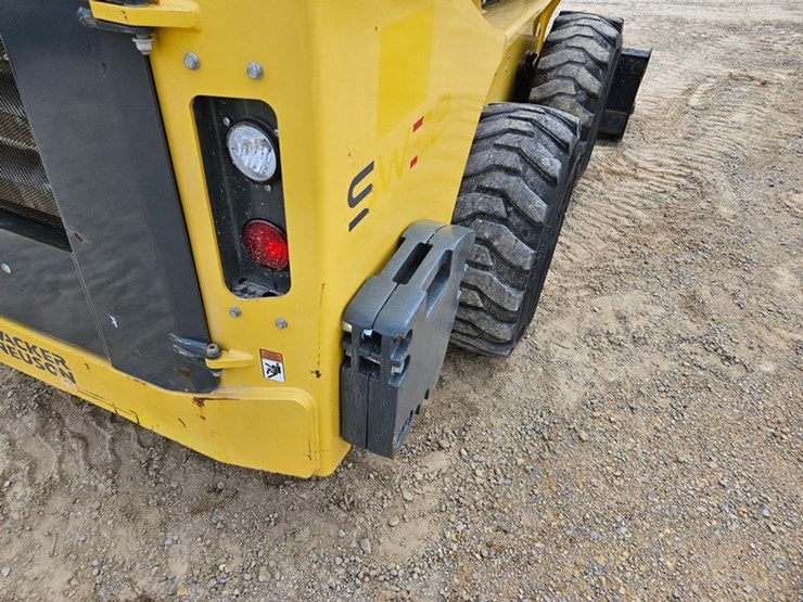2020-wacker-neuson-sw32-image-13