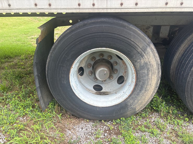 #10-•-1998-wabash-tandem-axle-van-trailer-image-9