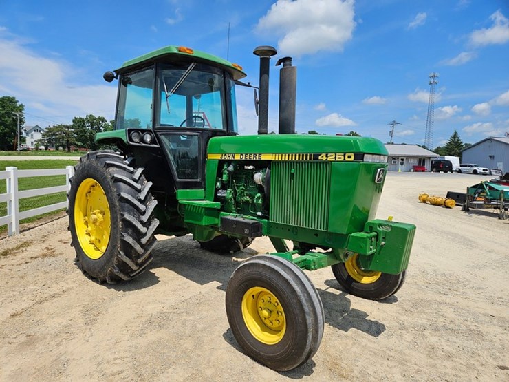 john-deere-4250-image-7
