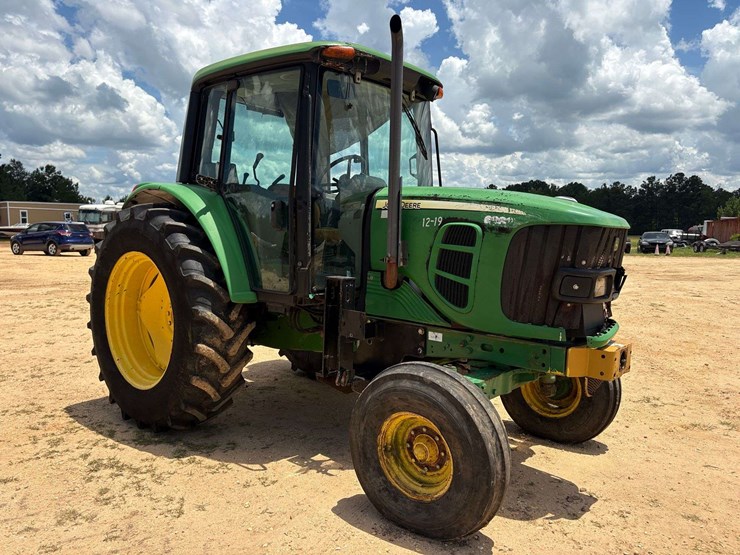 john-deere-6330-image-4