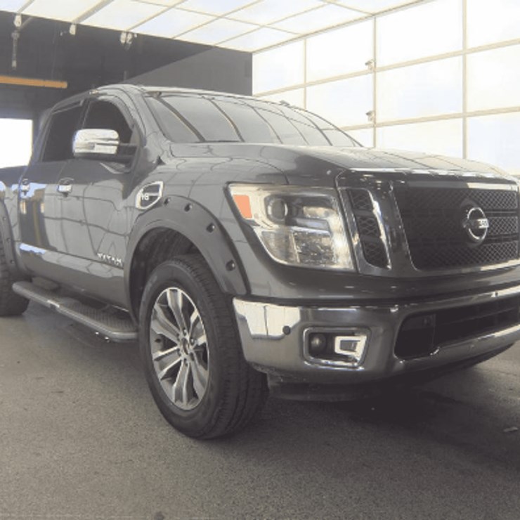 2017 NISSAN TITAN