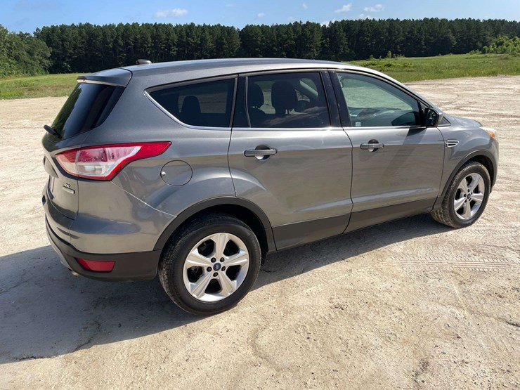 2014-ford-escape-image-3