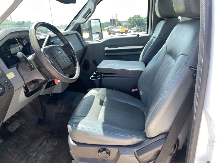 2012-ford-f450-image-11