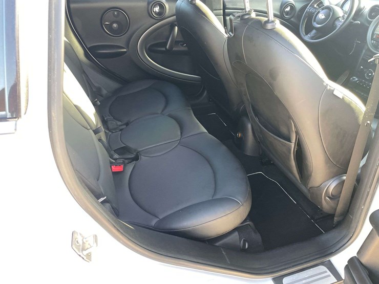 2012-mini-cooper-4-door-sedan-(101,038-miles)-image-15