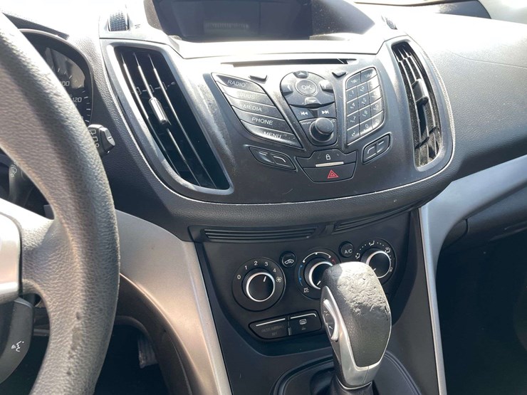 2014-ford-escape-image-13