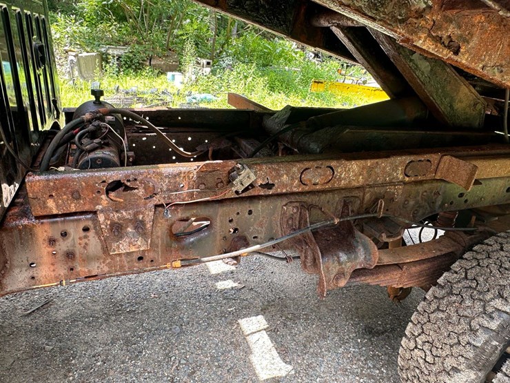 2012-ford-f350-image-49