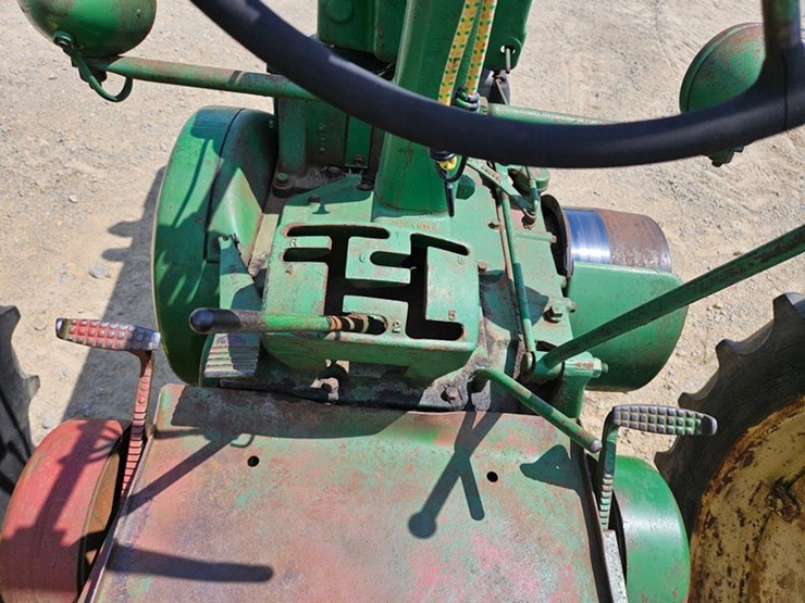 1950-john-deere-model-a-image-17