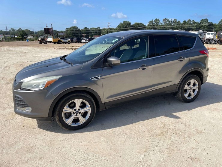 2014-ford-escape-image-1