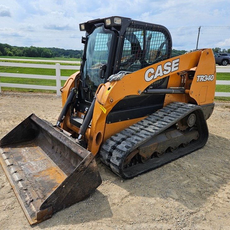 2018 CASE TR340