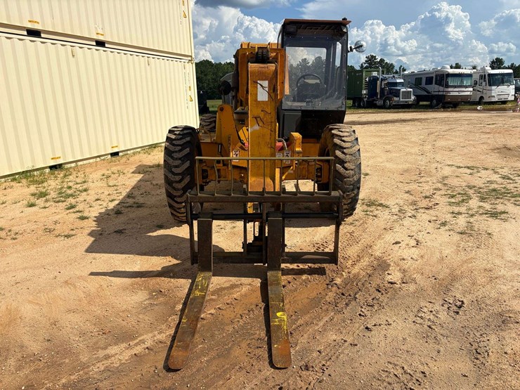 2005-jcb-506-image-5