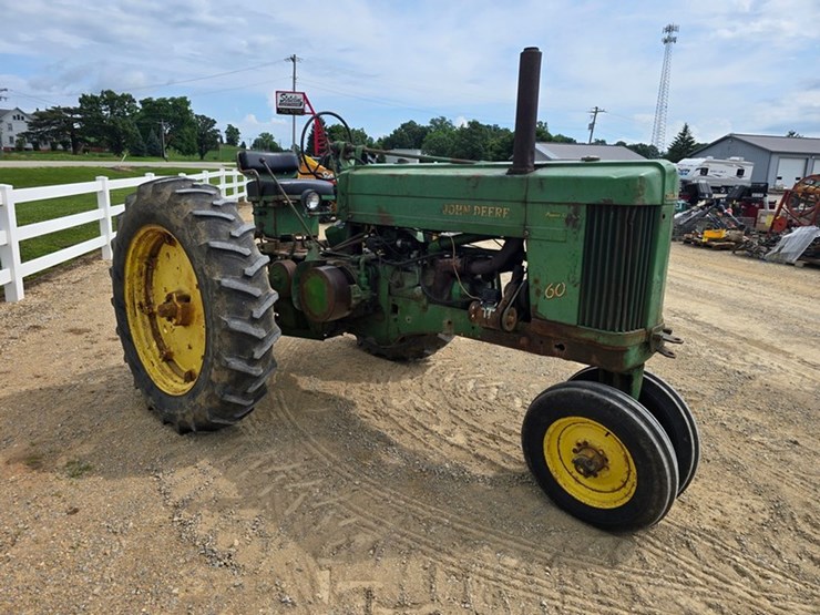john-deere-60-image-13