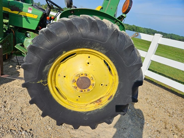 john-deere-1530-image-34