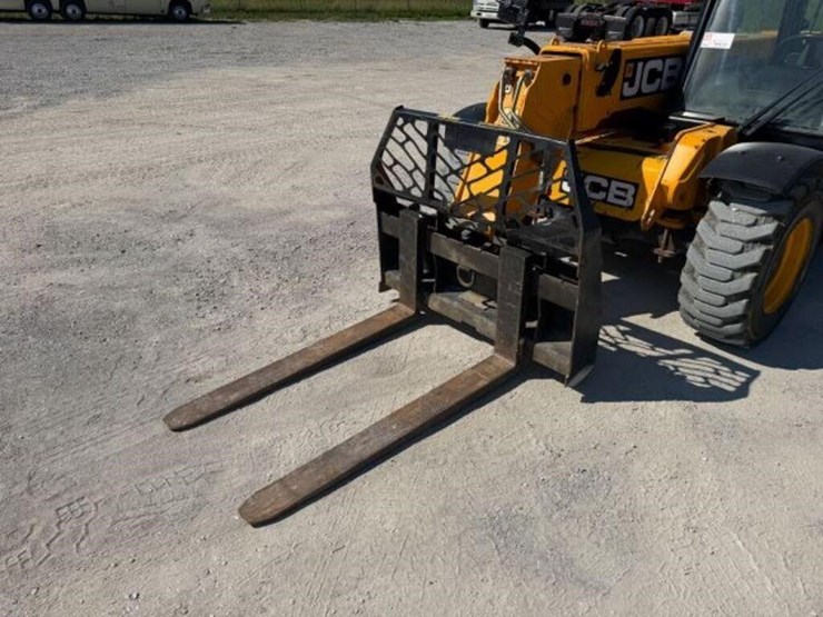 2018-jcb-505-20-image-31