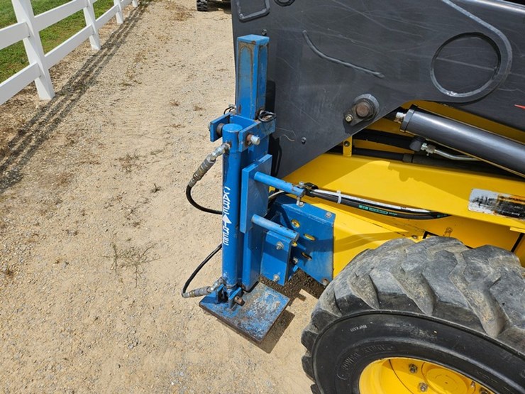 new-holland-ls190-image-16