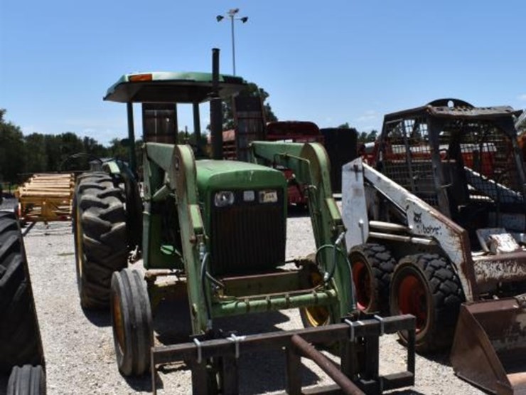 jd-1650-tractor-w/-jd-loader-(serial-#-ch1650a001871)-(showing-appx-2,518-h-image-2