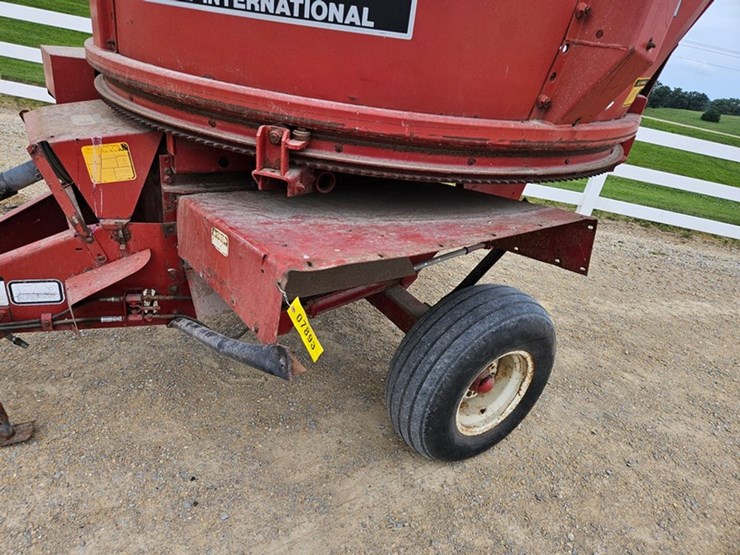 case-ih-8610-image-13
