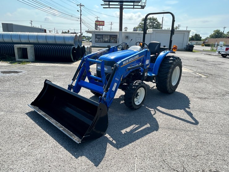 2020-new-holland-workmaster-25-image-1