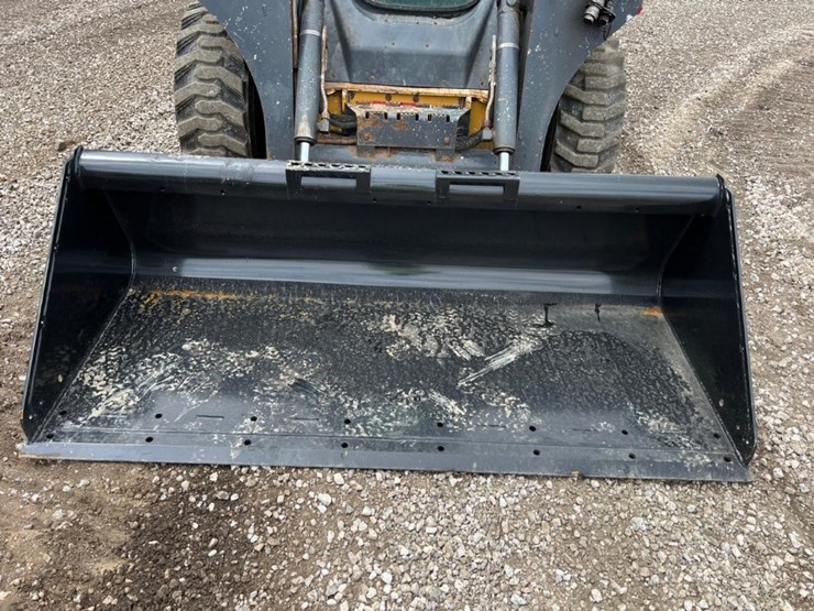 deere-318e-image-10
