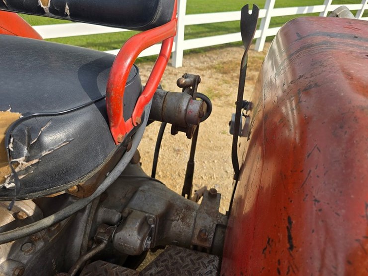 massey-ferguson-super-90-image-18