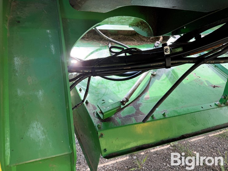 2022-john-deere-w235r-image-9