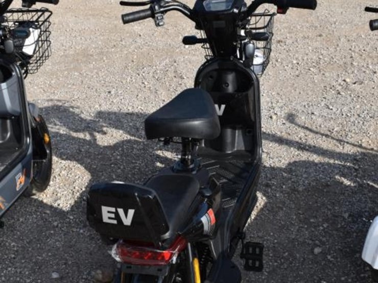 electric-scooter-image-3