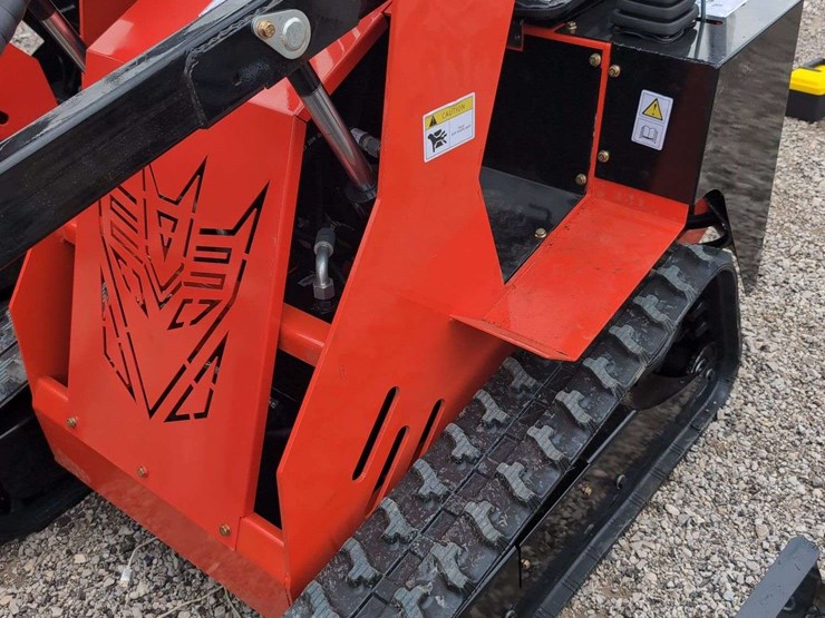 sdl-ride-on-mini-skid-steer-loader-ssl580-image-4