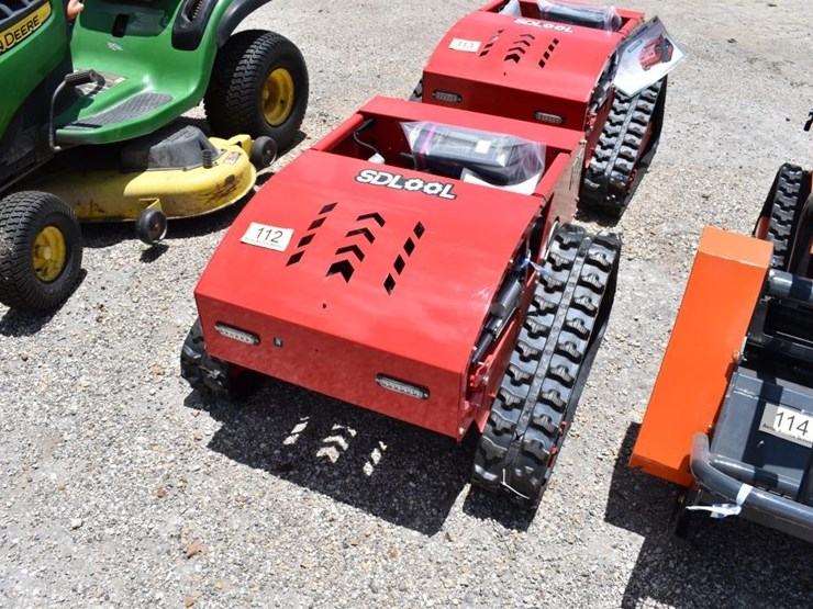 remote-control-lawnmower-image-1