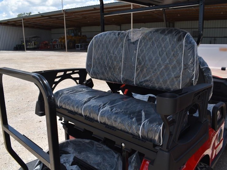 gc22s-electric-golf-cart-w/-charger-(serial-#-jk-yygef22s2605129)-image-5