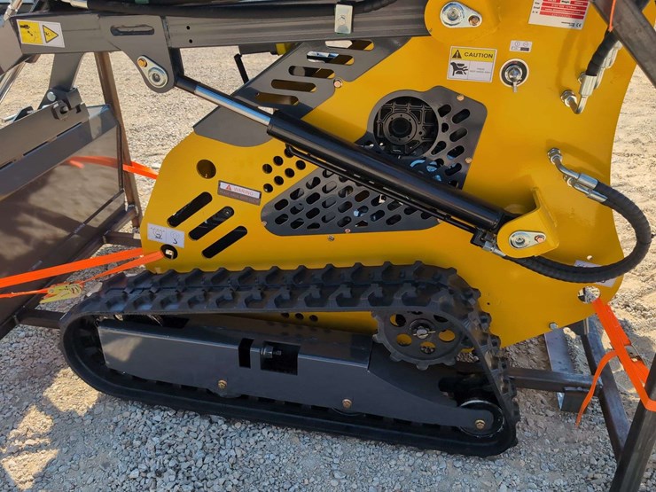(1)-sdl-mini-crawler-skid-steer-ssl60-image-6