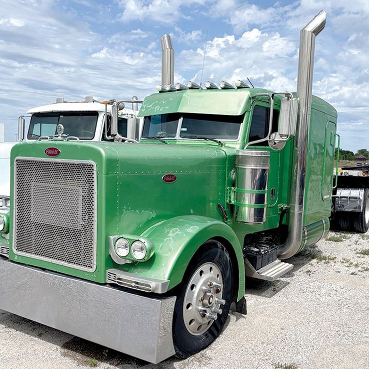 1988 PETERBILT 379
