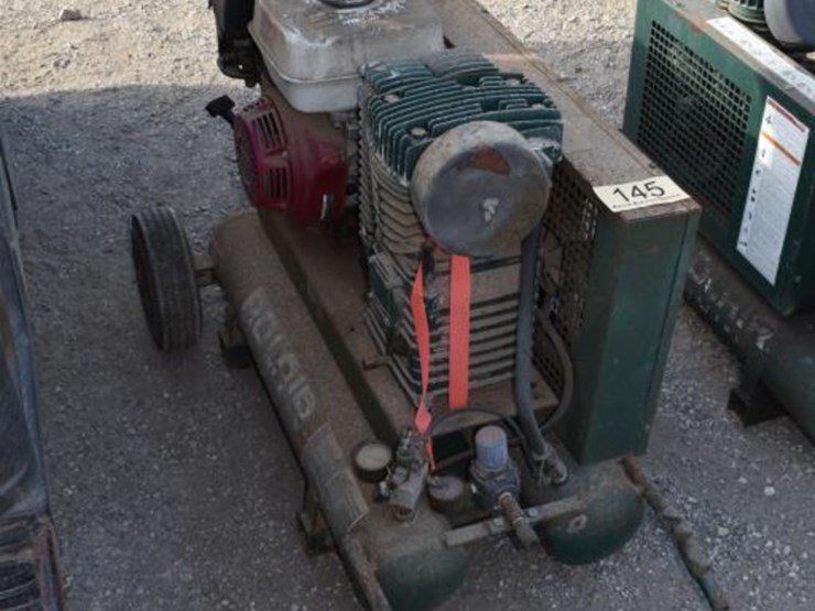 gas-power-air-compressor-image-2