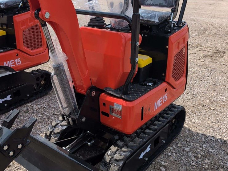 sdl-mini-excavator-me15-image-3