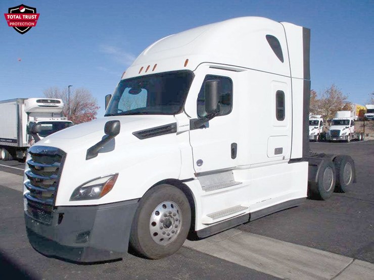 2022-freightliner-cascadia-126-image-1