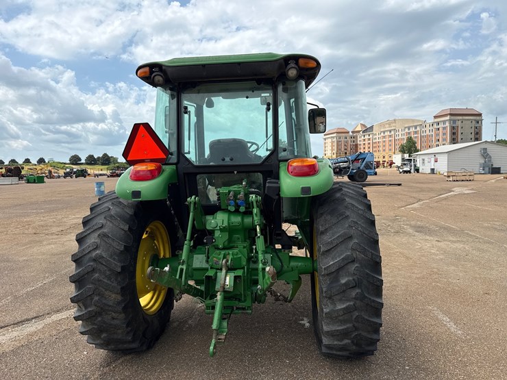 john-deere-6130d-image-7