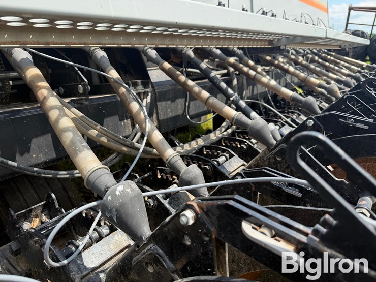 crustbuster-4030xl0ap-033399-40'-no-till-drill-image-12
