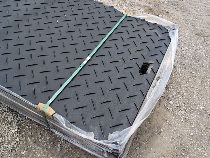 (15)-3.5'-x-8-'-heavy-duty-1/2"-thick-mats-image-2