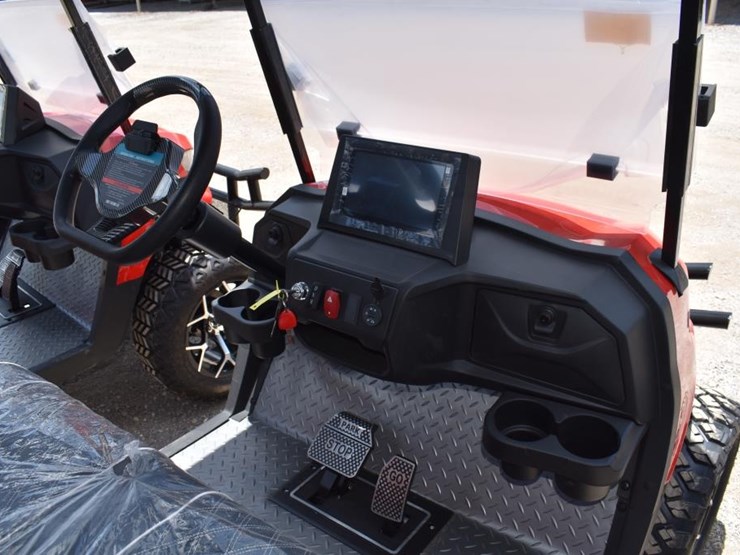 gc22s-electric-golf-cart-w/-charger-(serial-#-jk-yygef22s2605128)-image-6