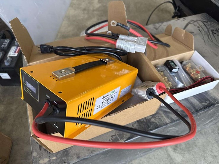 golf-cart-battery-charger-and-power-unit-image-1