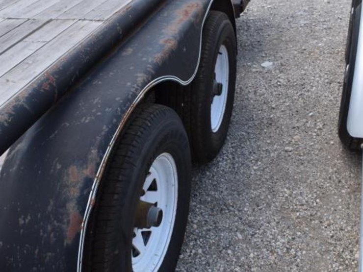 18'-big-tex-lowboy-trailer-(plate-#-drf-d35)-(registration-paper-on-hand-a-image-9