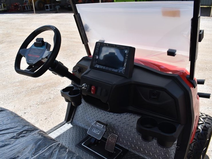 gc22s-electric-golf-cart-w/-charger-(serial-#-jk-yygef22s2605129)-image-6