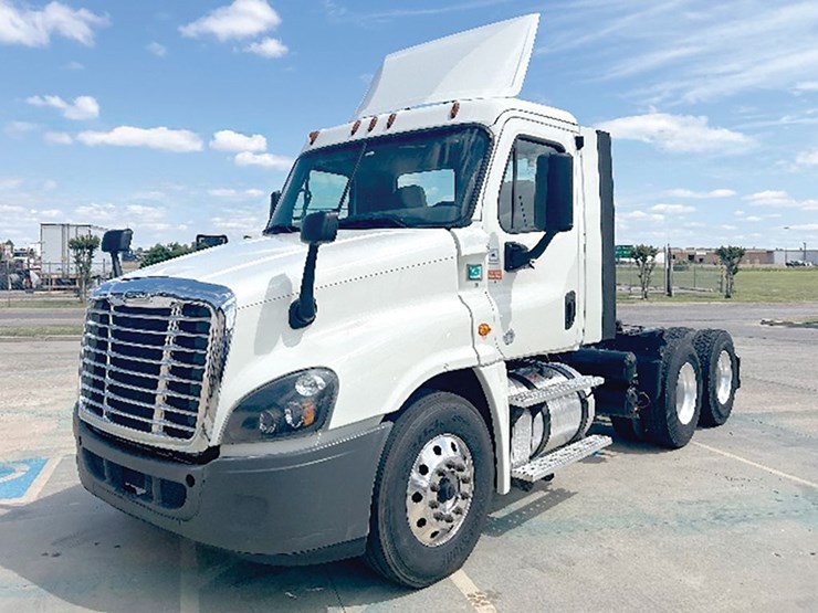2018-freightliner-cascadia-125-image-1